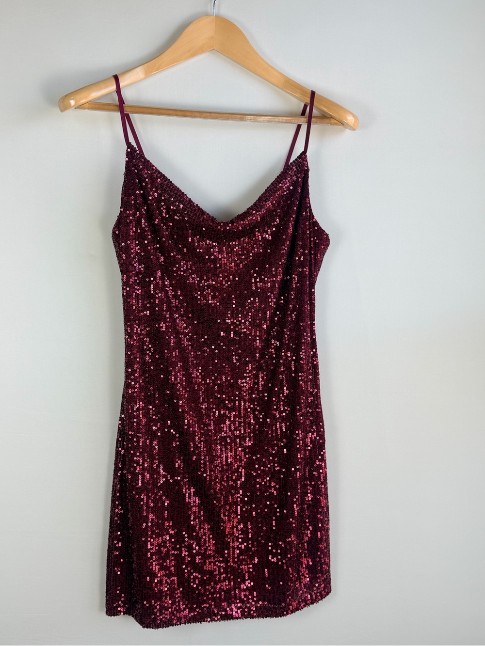 Bebop Burgundy Sequin Cowl Neck Mini Dress Size Medium Party Cocktail